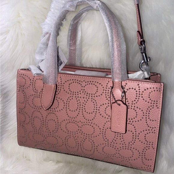 Coach Handbags - Coach leather signature purse New